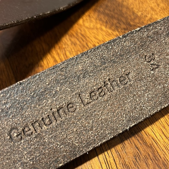 Timberland genuine leather belt. - Picture 3 of 14